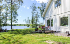 Amazing home in Örebro with WiFi and 3 Bedrooms